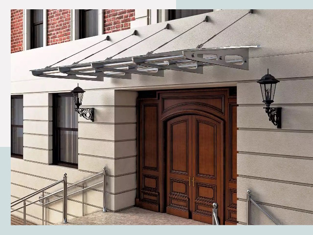 Металлические козырьки от 624 руб. в Ступине